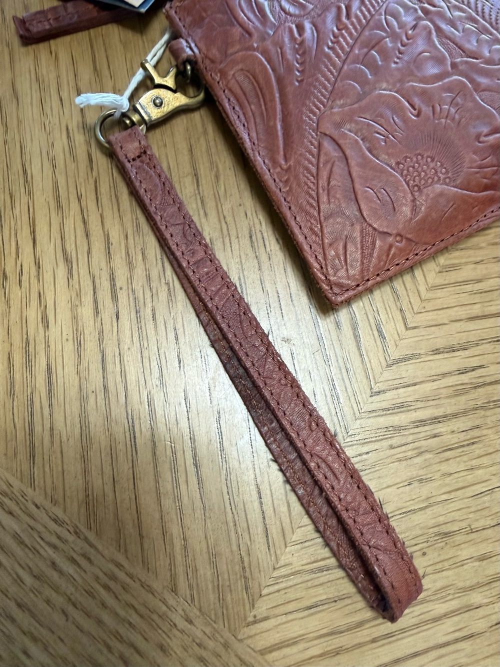 American Leather Co Nashville Charger Wristlet Brandy Tooled Leather ALC2043 - Picture 5 of 15